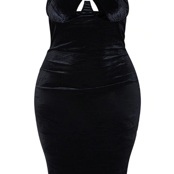 Plus Black Velvet Underwired Cross Front Midi Dress - Picture 3 of 3